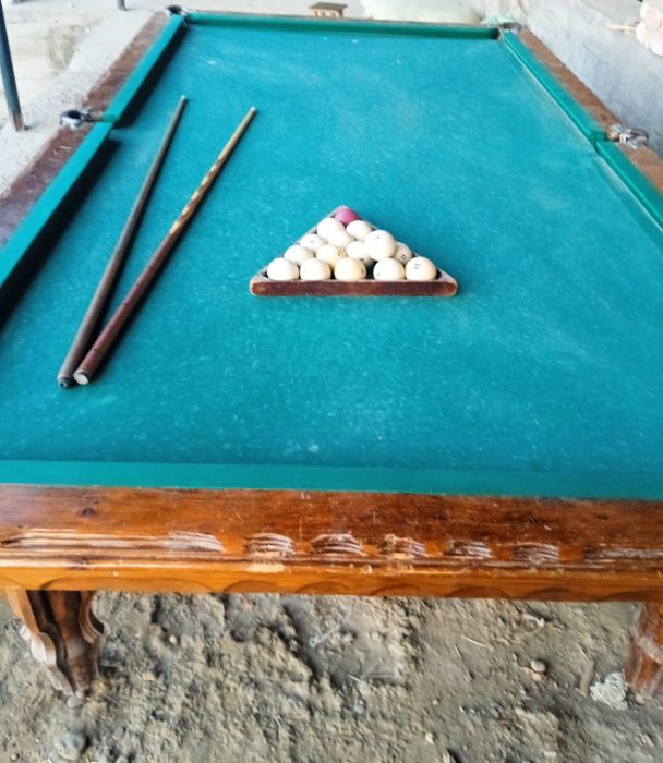 Blliard stol. Xolati a'lo. Yangi.