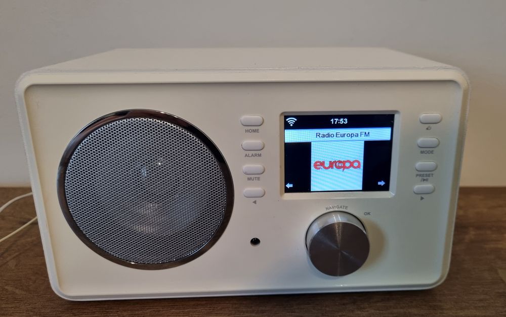 Internet Radio cu FM si Bluetooth TCM Tchibo