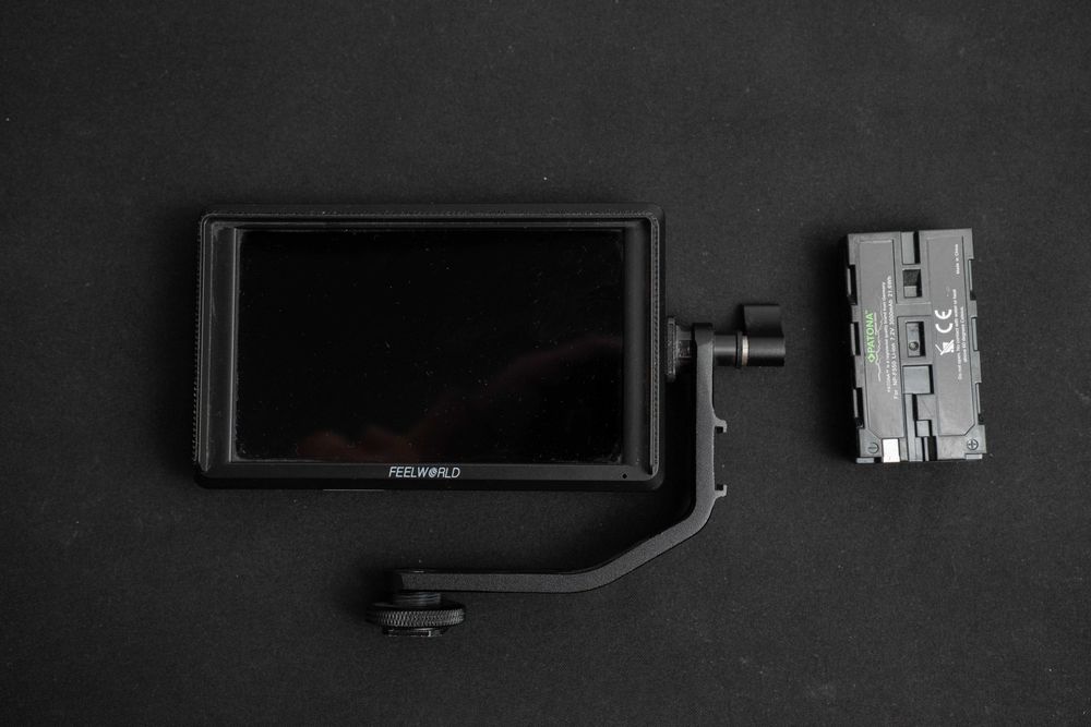 FEELWORLD FW568 5.5 inch monitor