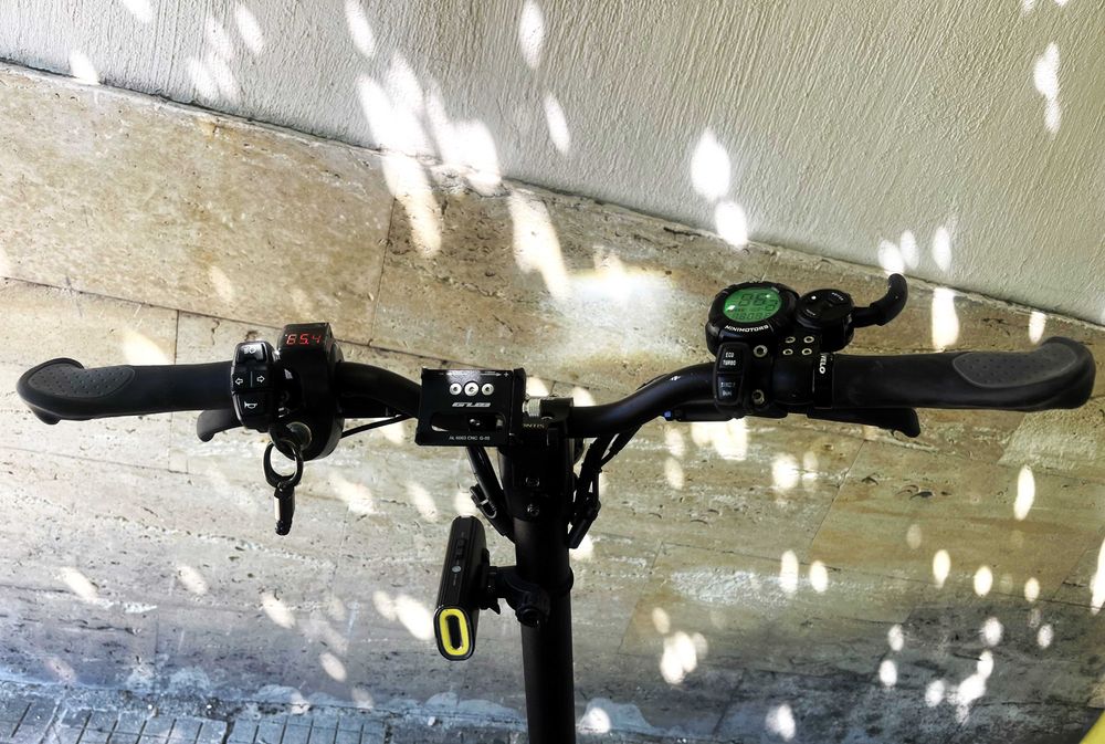 Електрическа  Тротинетка'' KAABО MANTIS 10 DUAL PLUS"