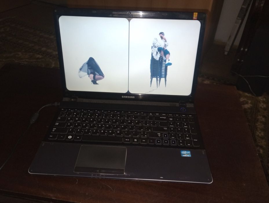 Samsung, Intel i5, baterie ok,bun tester auto,500 GB , Windows 10