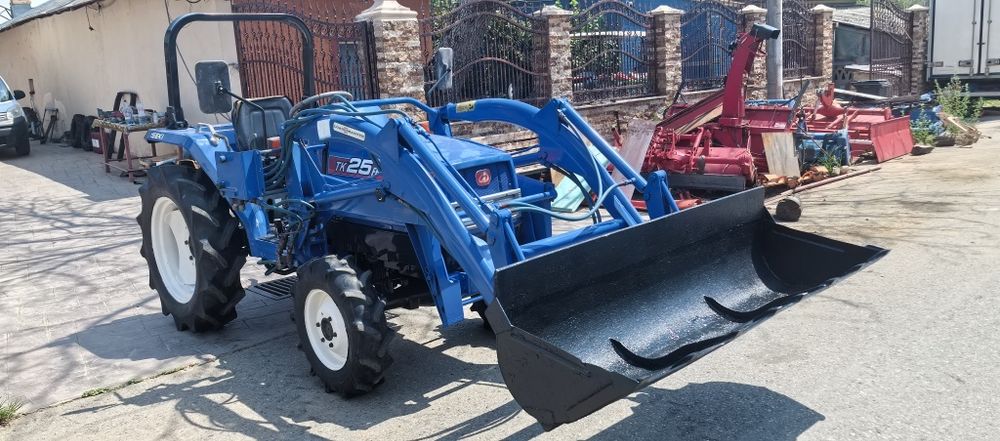 Tractor japonez Iseki Tk 25 hispeed cu încărcător frontal