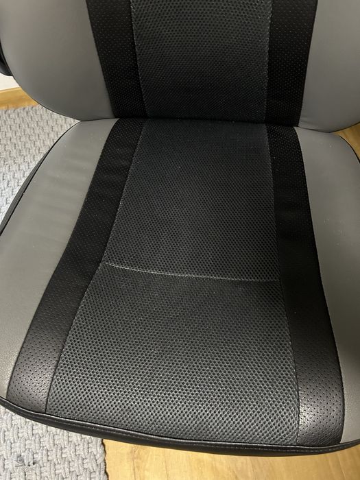 Стол за офис