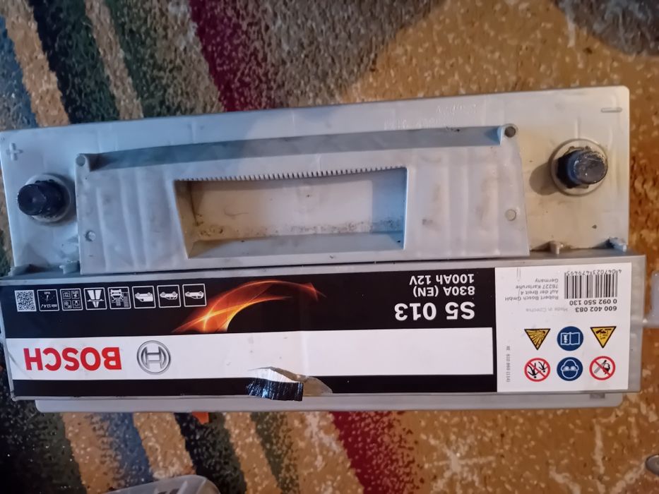 De vanzare Bosch are 100 ah