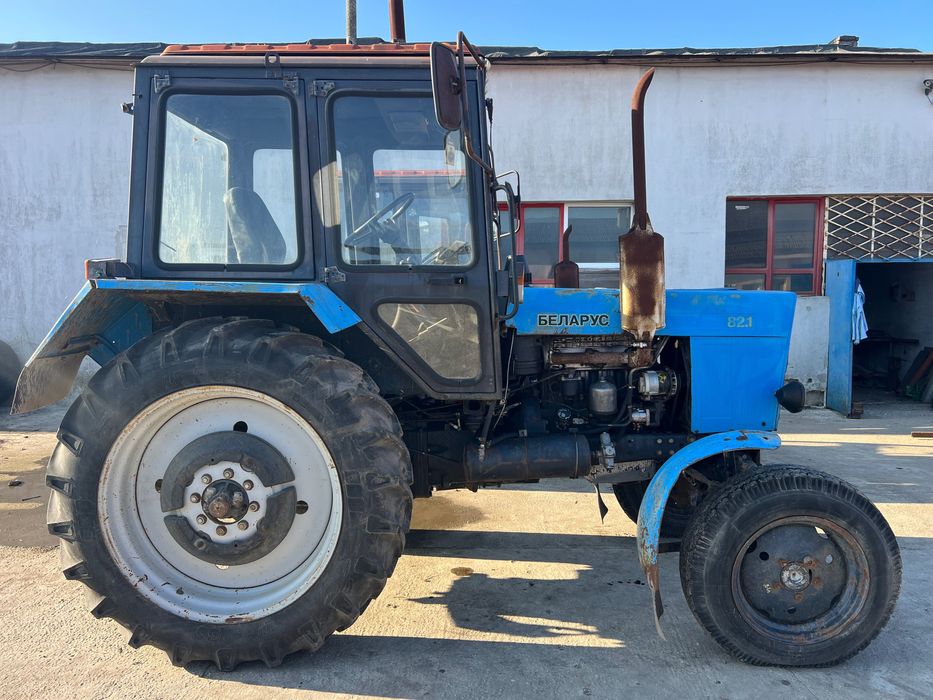 Продавам трактор МТЗ 82