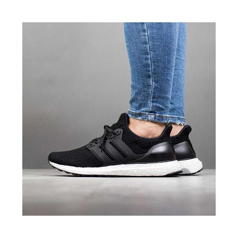 Оригинални  маратонки  *ADIDAS ULTRABOOST DNA 5.0 * EU39 1/3 -40