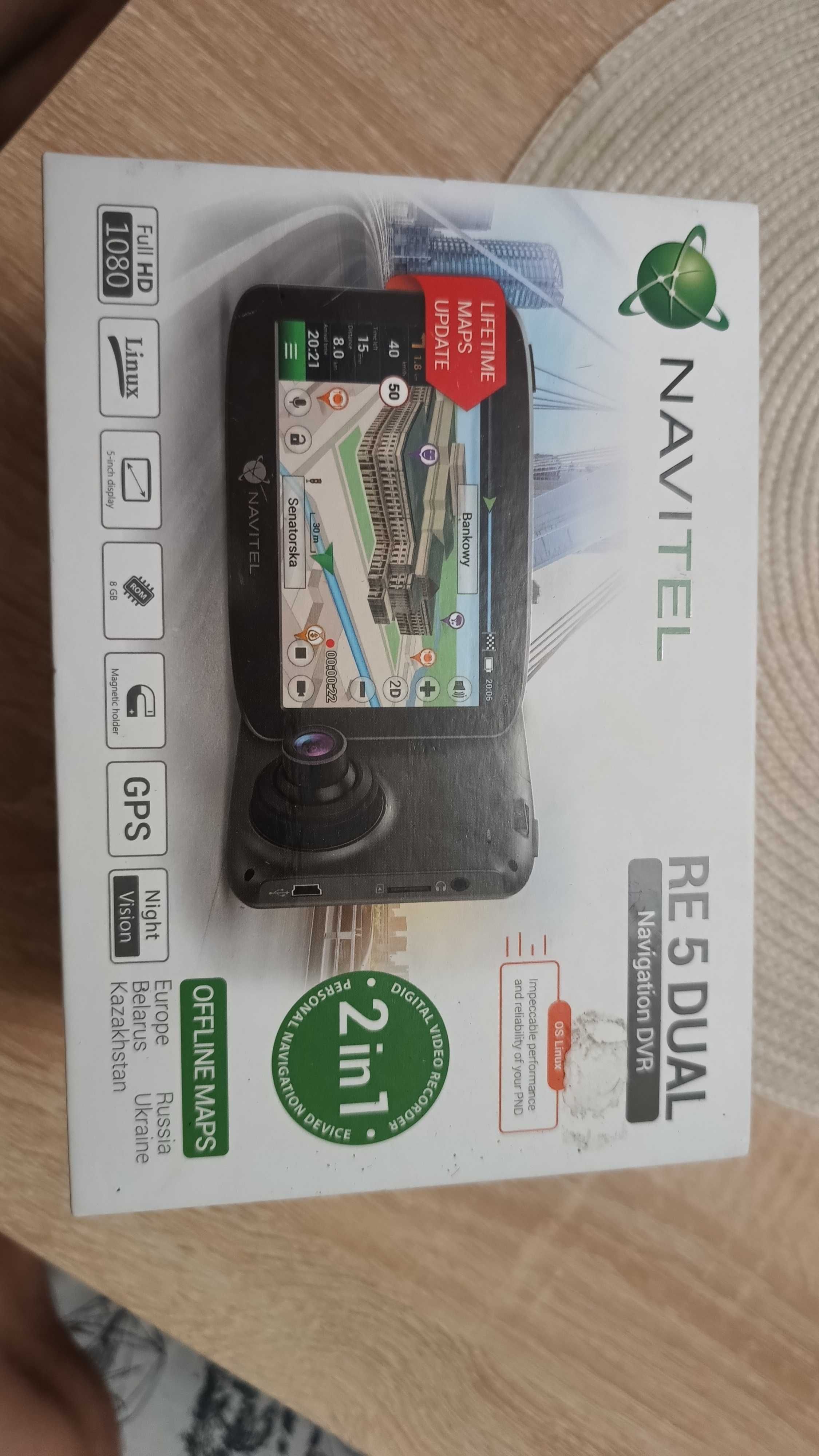 Навигация Navitel RE 5 Dual със видеорегистратор