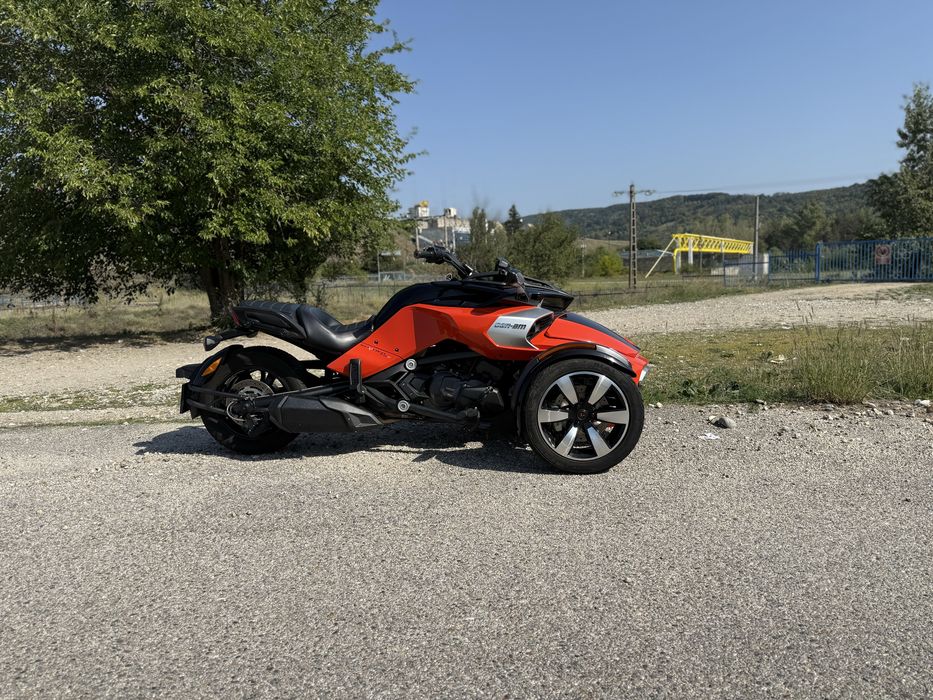 Can-am spyder F3s