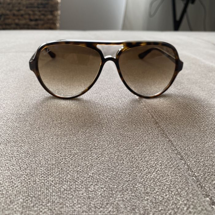 Rayban cats 5000
