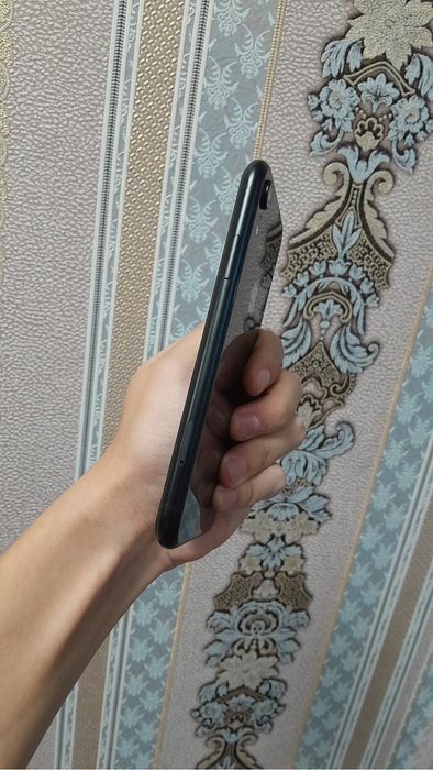Iphone Xr holati yaxshi