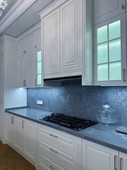 Кухонны мебел и столешитца