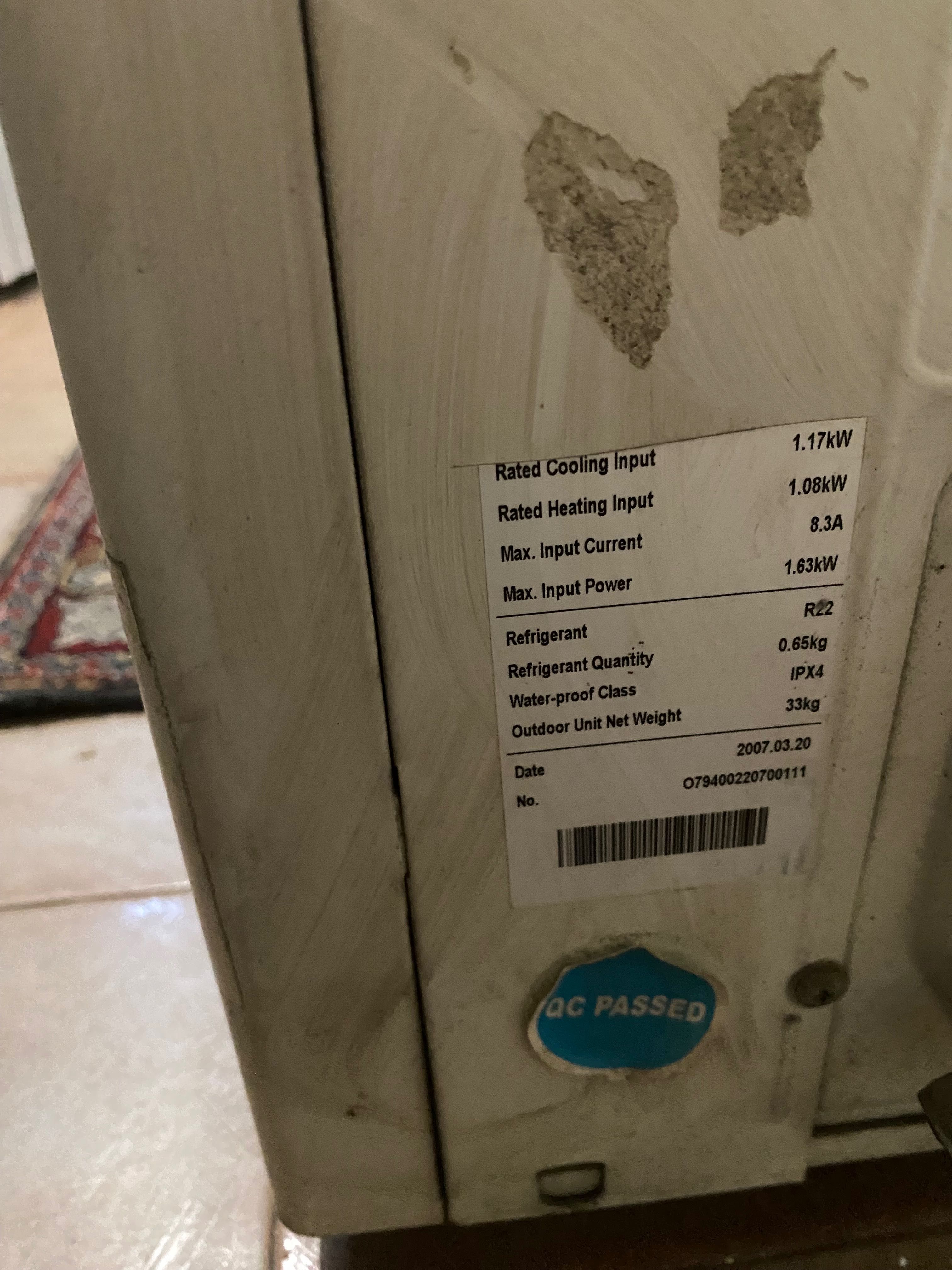 Продавам Климатик Osaka 12-ка работи много добре