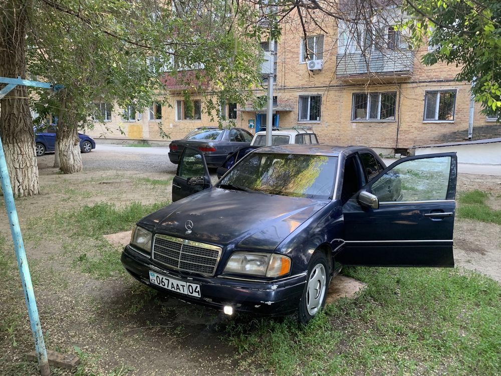 Продам мерс с 200