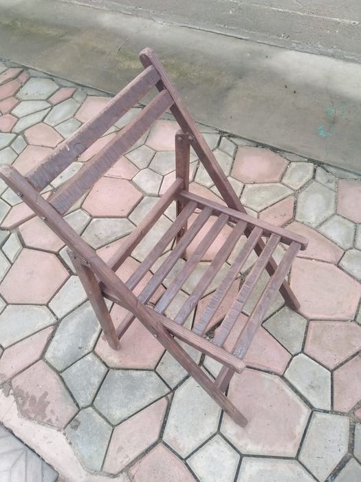 Продам стулья складные. Для дачи. Рыбалки и т.д.