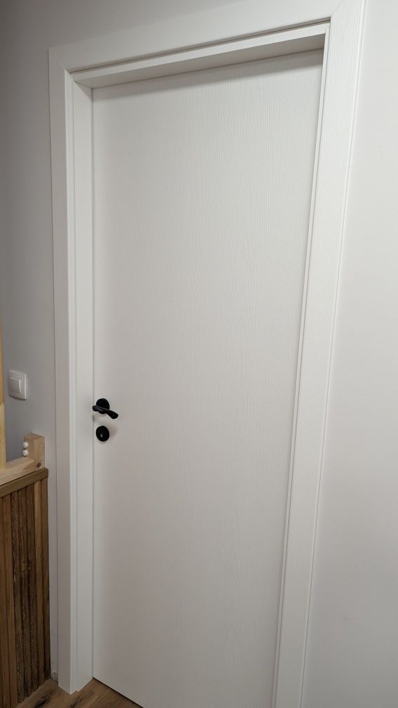Интериорна врата бяла крафт мастер с магнитна брава