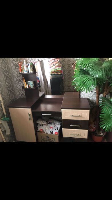 Туалетный столик