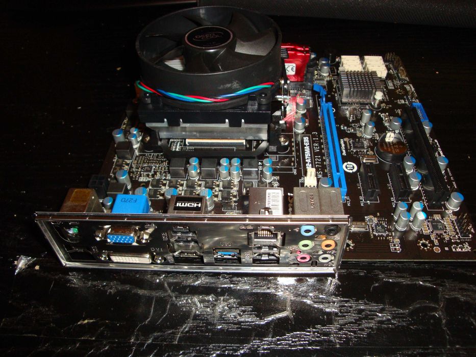Placa de baza MSI FM2-A75MA-E35 Procesor AMD A6 6400k 8GB DDR3