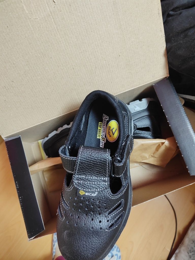 Pantofi protectie