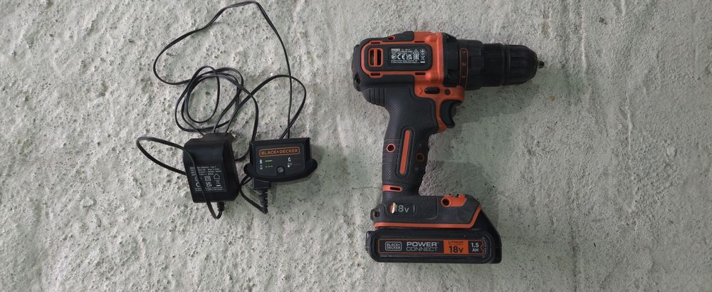 Акумулаторна бормашина BLACK&DECKER  18 V