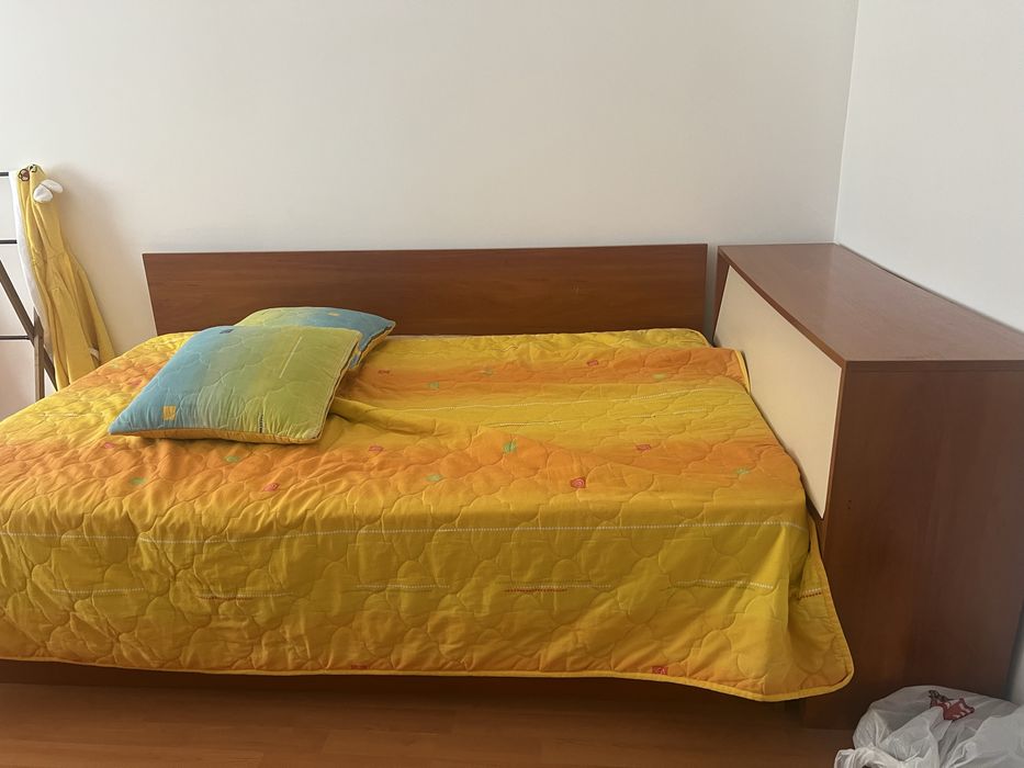 Легло с ракла, подходящо за спалня и за децка стая!