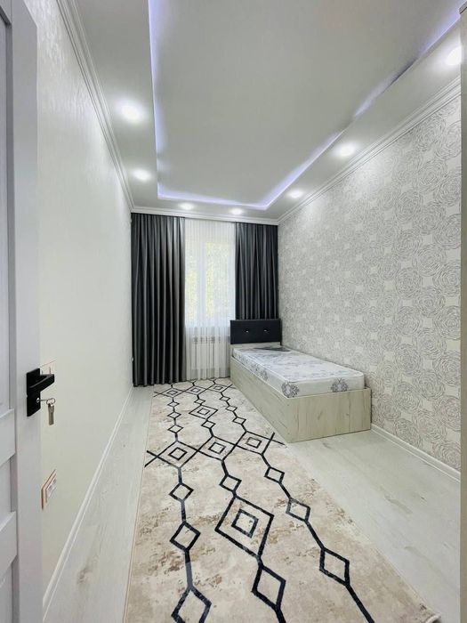 Продаётся квартира 4 комнатная