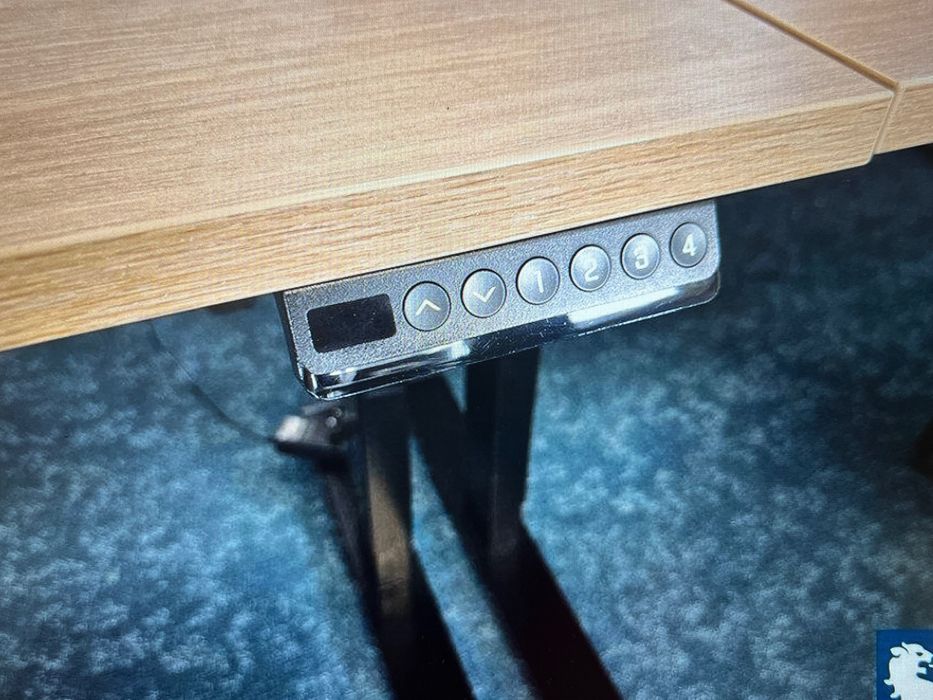 Birou reglabil electric scaun ergonomic  livrare acasa inclusa in pret