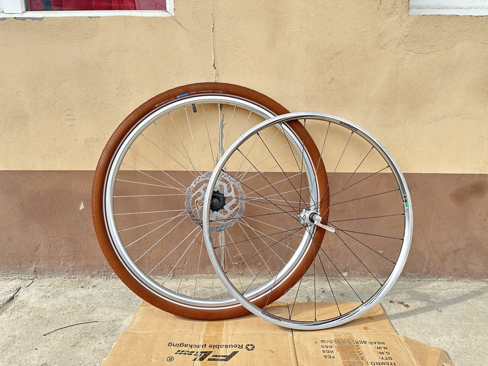 Roti fata 28 Inch cu disc cyclocross gravel Shimano Wh-500