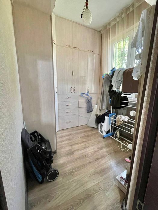 2в3/2/4 Ялангач, ориентир кафе Бухара,балкон1.5*3,мебель техника 50 м2