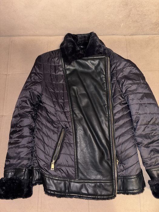 Дамско яке Guess