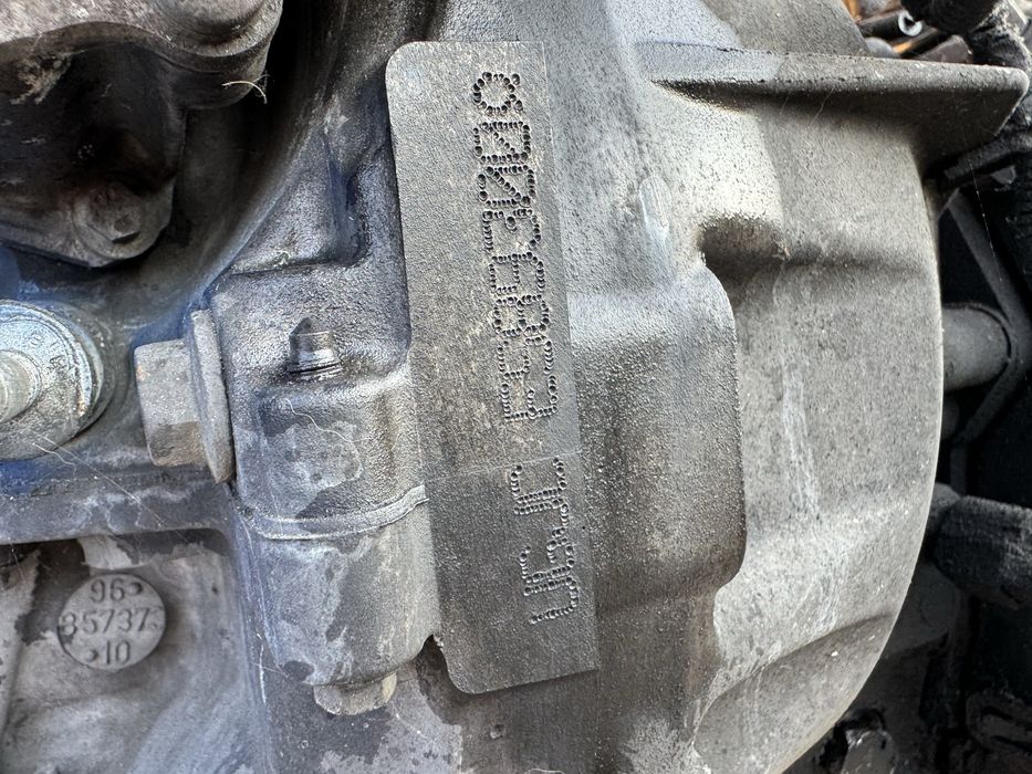 Motor complecr  1,5 tdci UGJC