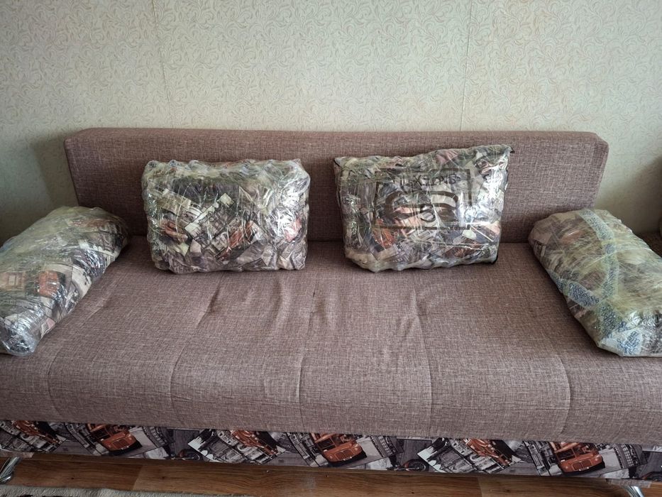 Продам тахту-диван