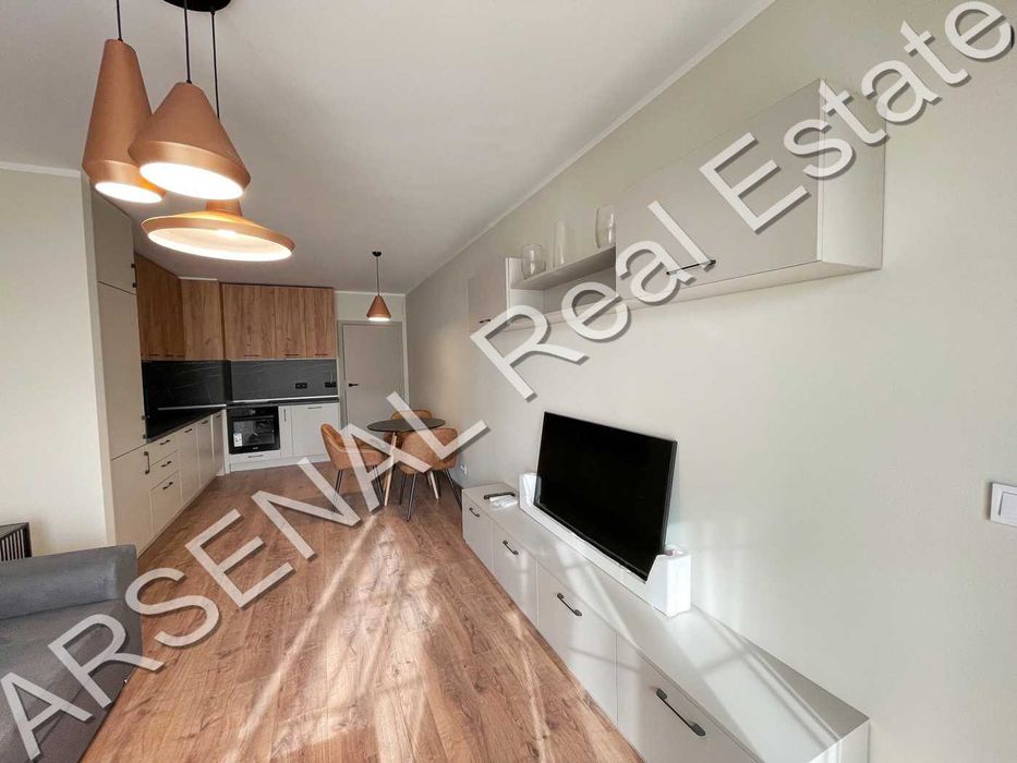 Двустаен апартамент под наем, Център