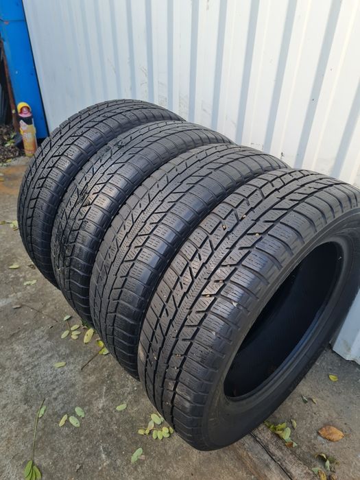 4 Anvelope de iarna*175/65R15*YOKOHAMA*LICHIDARE STOC*50 Lei Buc*