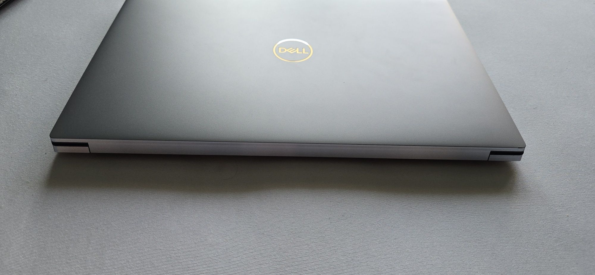 Лаптоп Dell precision 5550 i7 10750h 1tb samsung 990 evo plus 32gb ram