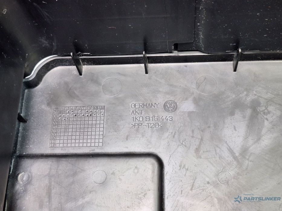 Carcasa baterie AUDI A3 II Sportback 8PA 2004 - 2015 TDI BKC, BLS, BXE 1K0915335B , 1K0915336