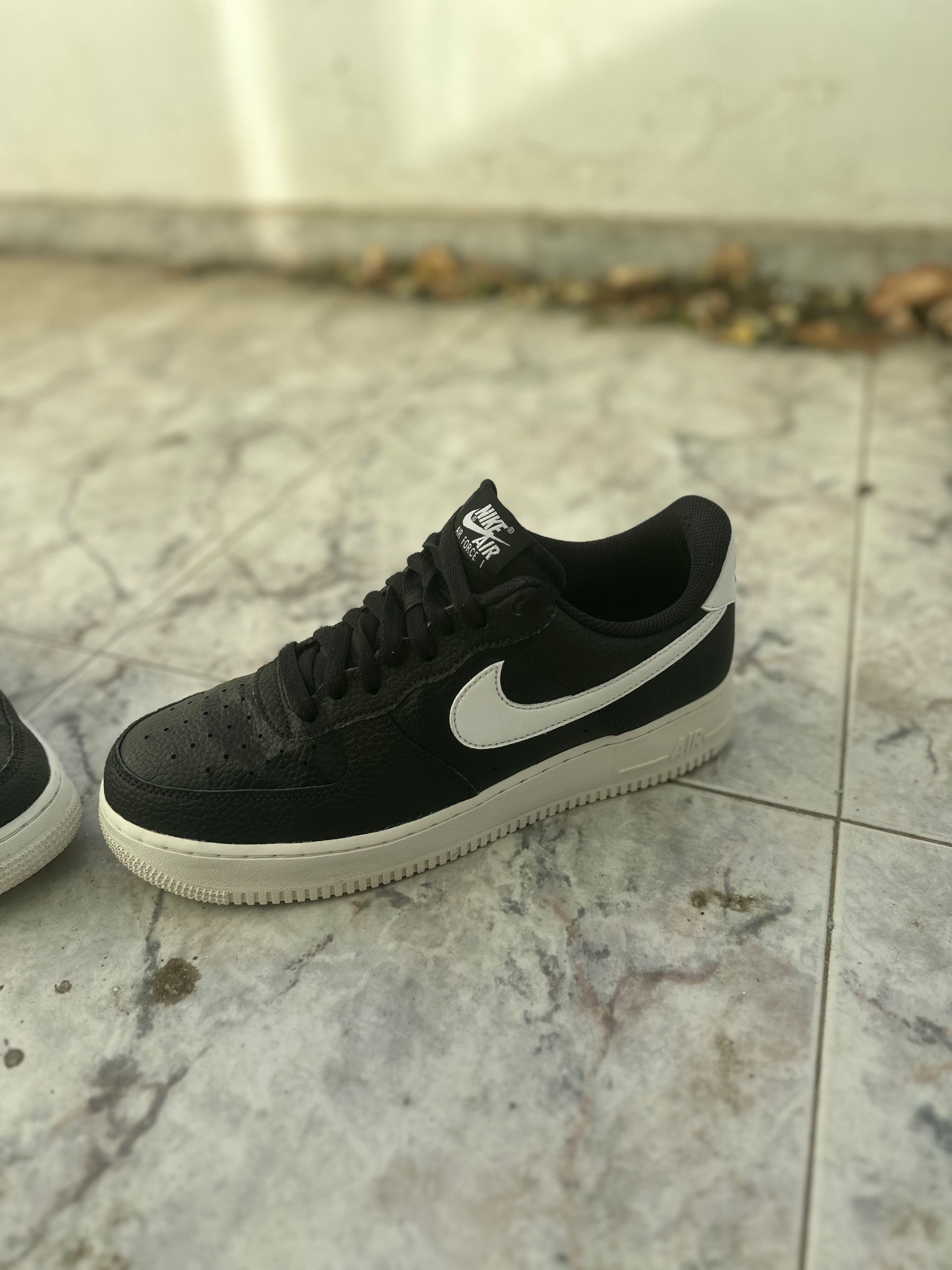 Оригинални мъжки AIR FORCE 1 ‘07 Black/White  150 лв.