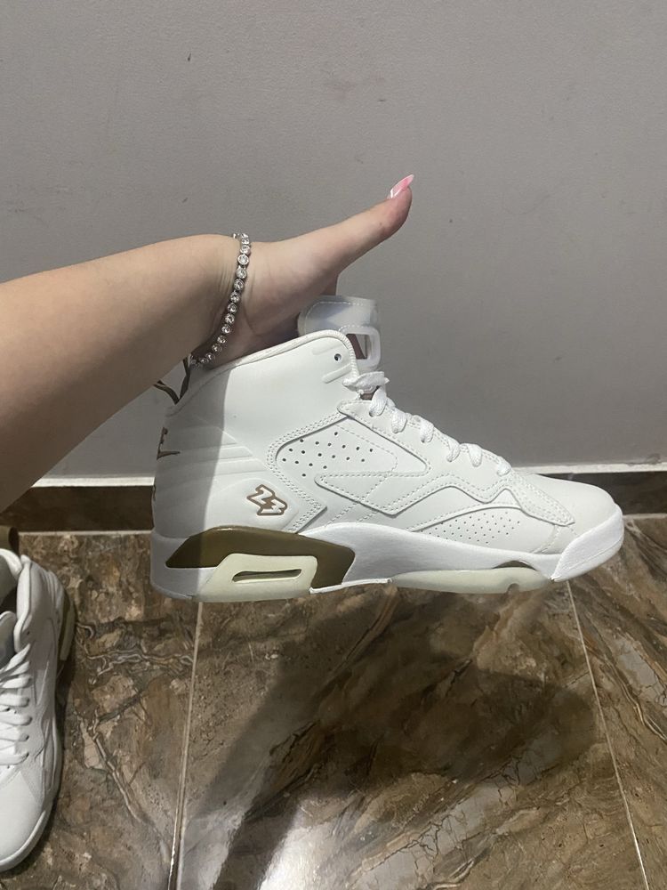 adidasi jordan MVP