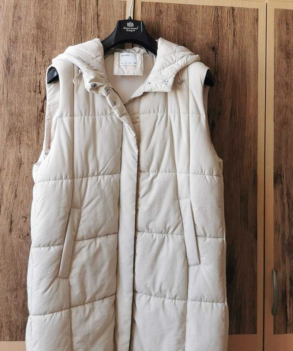 Дамски дълъг елек с качулка