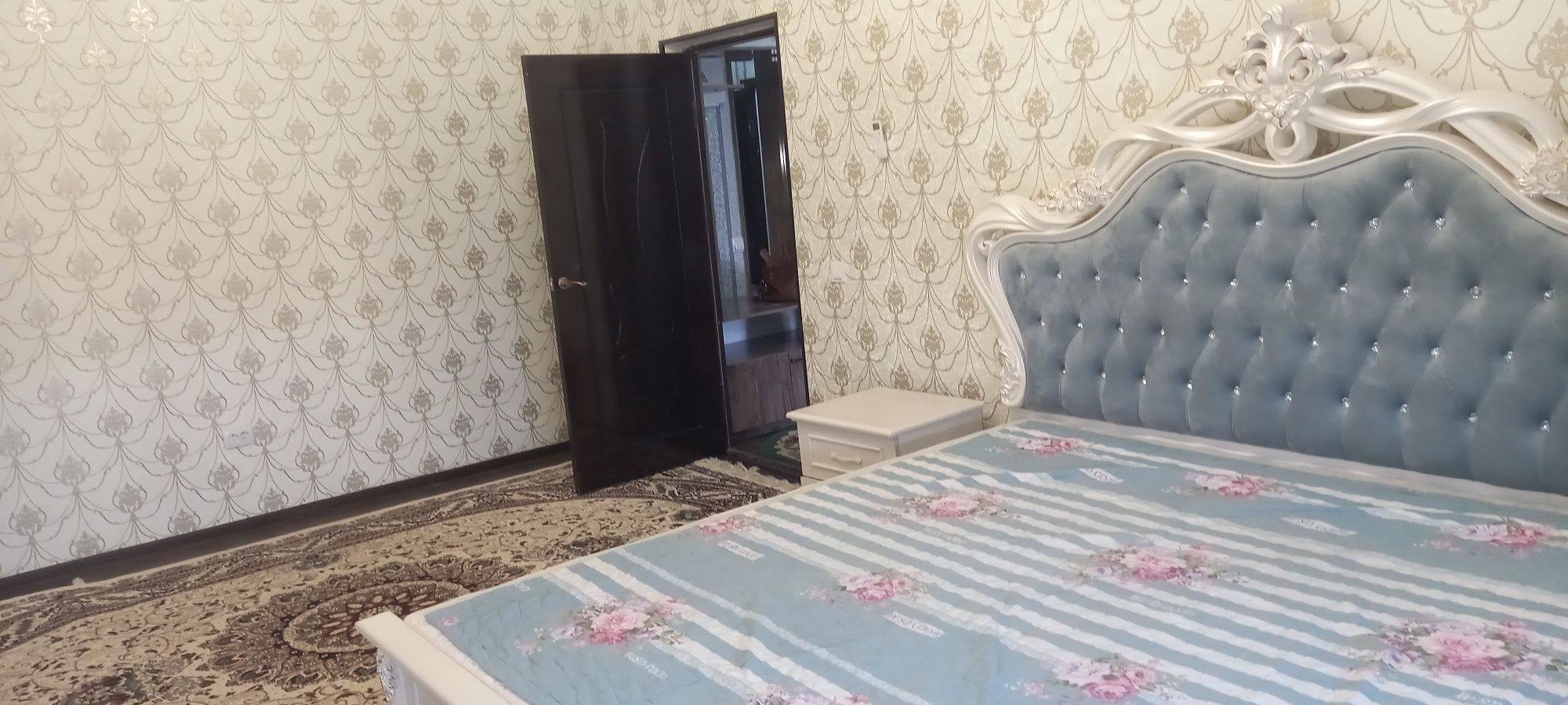 Квартира  Универге жакын ижарага бериледи