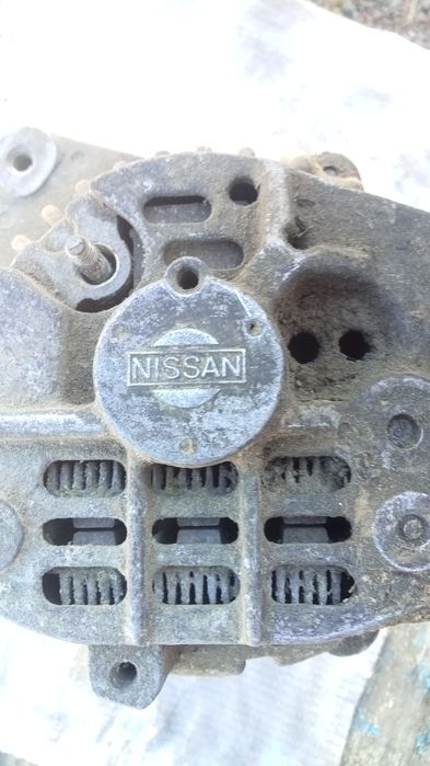Продам генератор Ниссан