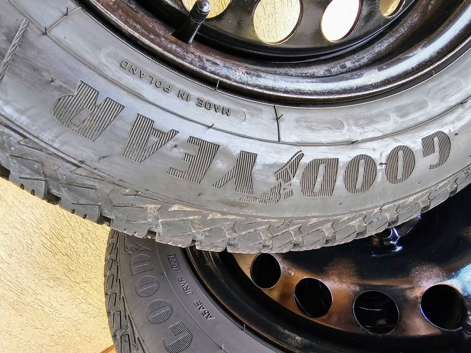 Set roti AllSeson iarna-vara VW 195 65 R15 GOODYEAR profil 7mm DOT21