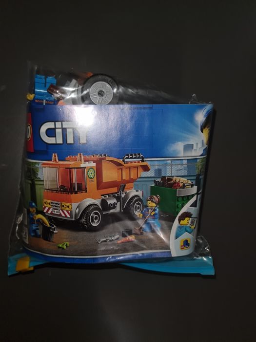 Vand set Lego 60220