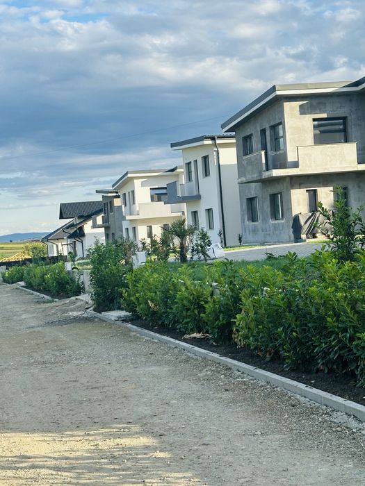 Casa la cheie tip duplex