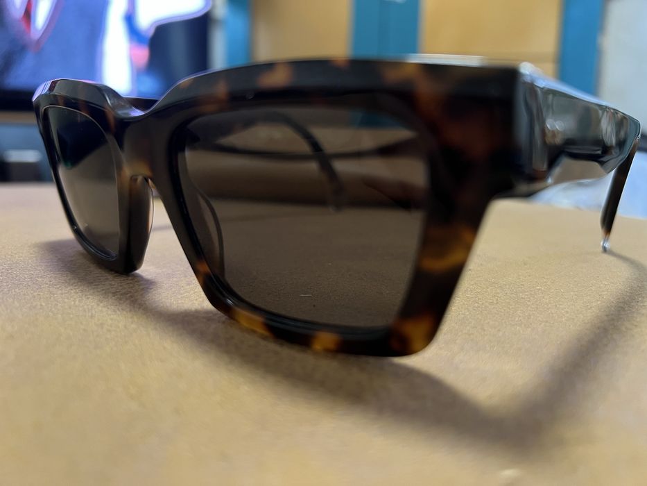 Слънчеви очила GIGI Studios нови