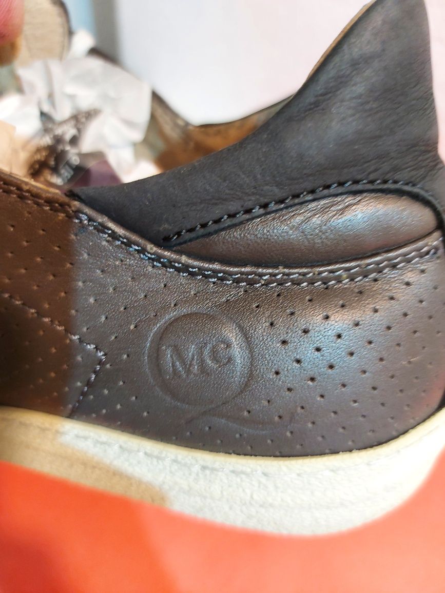 M C номер 43 Оригинални италиански обувки