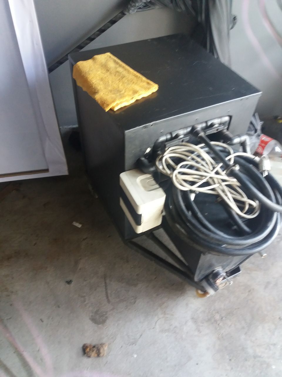 Radiator pechka bulokk tozalsh uchun aparat