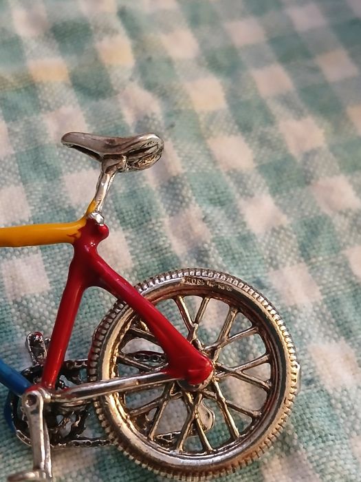 Bicicleta argint masiv 800