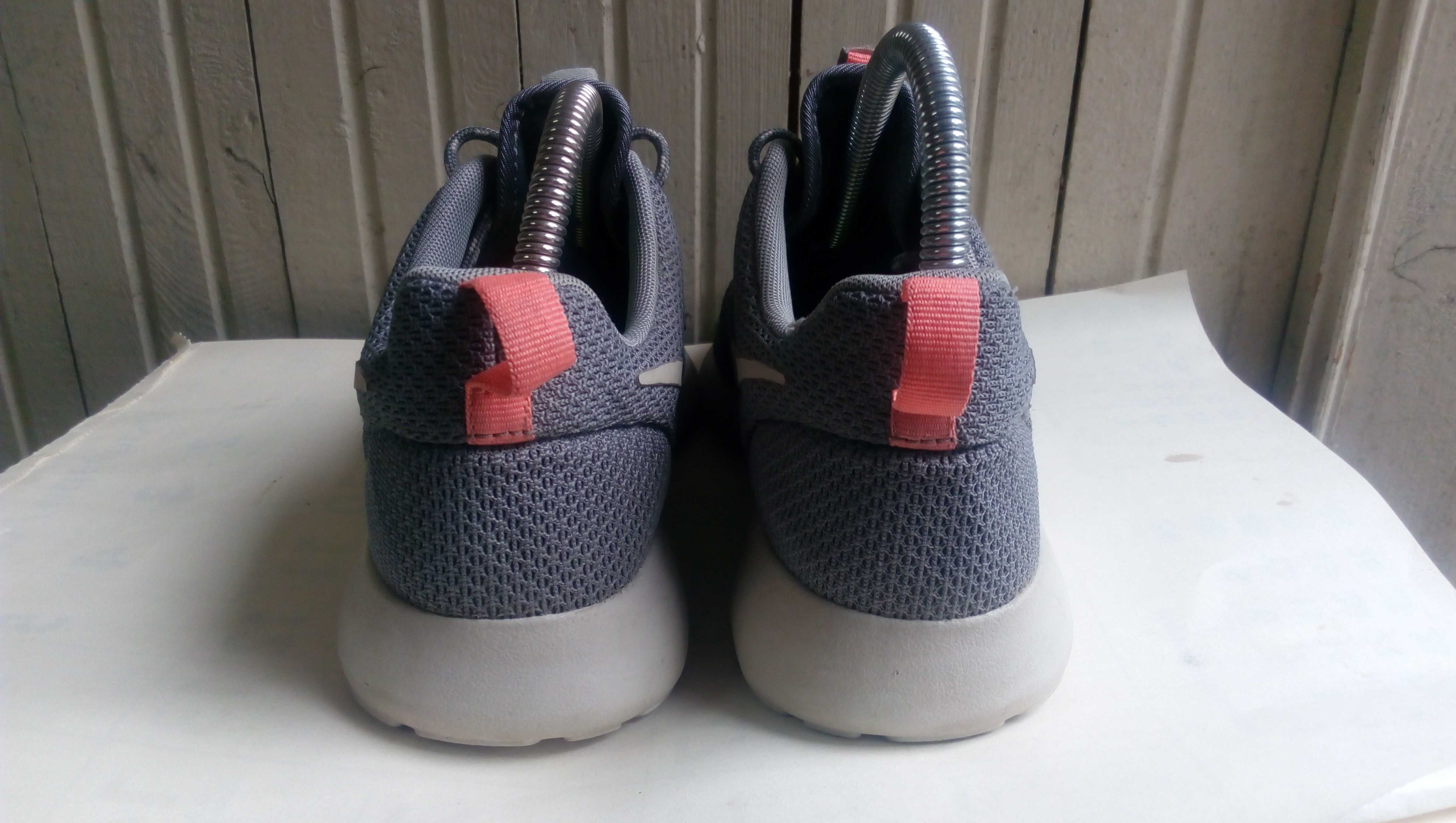 '' Nike Roshe Run'' Оригинални маратонки 36 номер