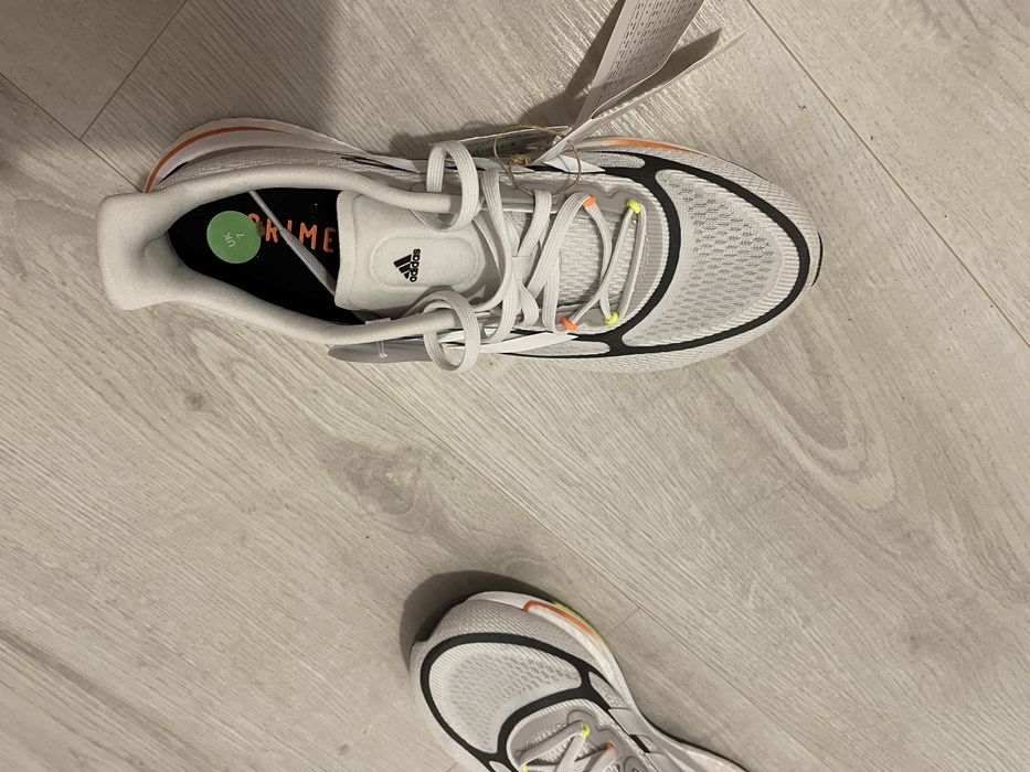 Adidas Hipernova M+