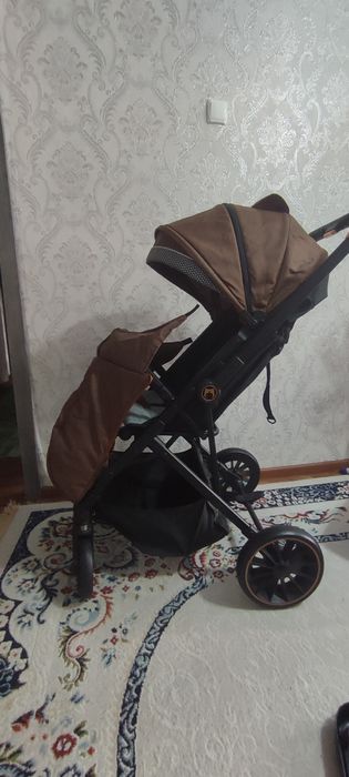 Коляска в отличном состоянии